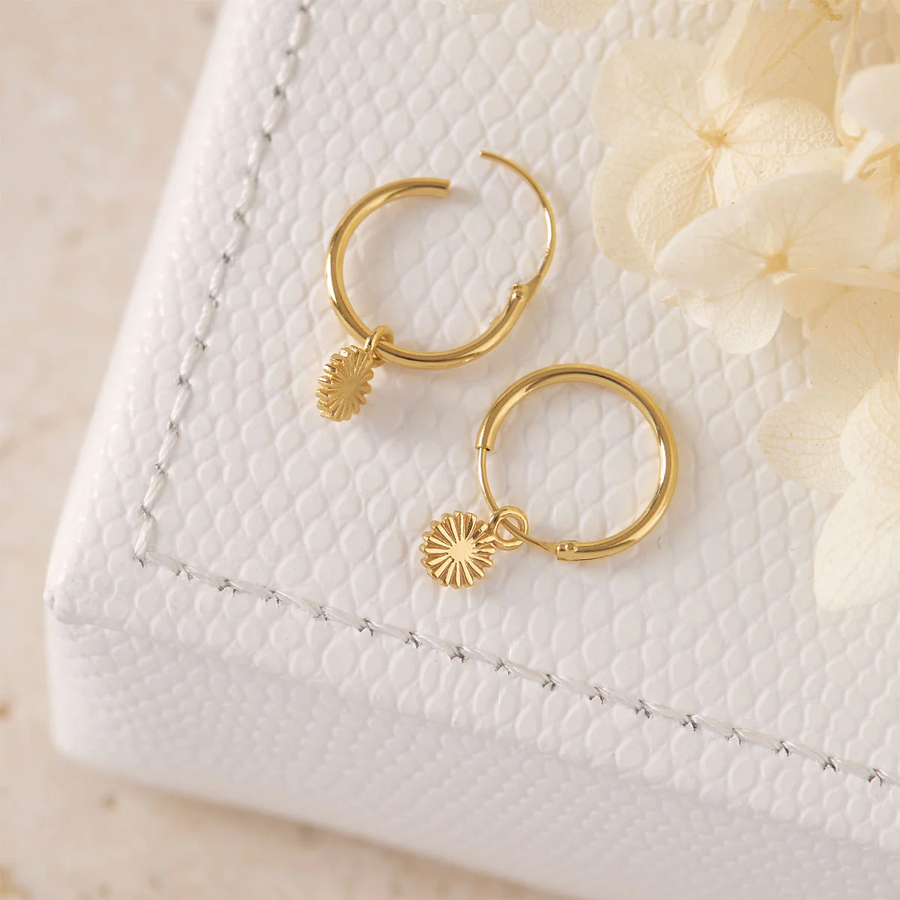 Midsummer Star Daisy Sleepers - Gold