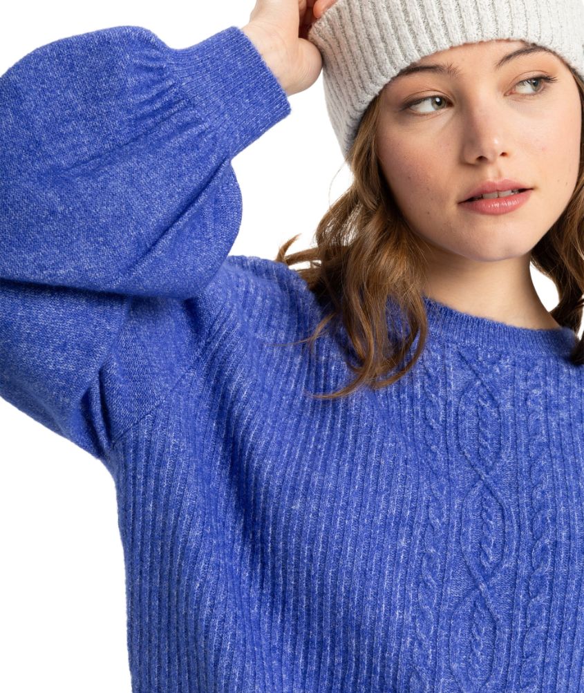 Roxy VIP Cozy Lounge - Dazzling Blue