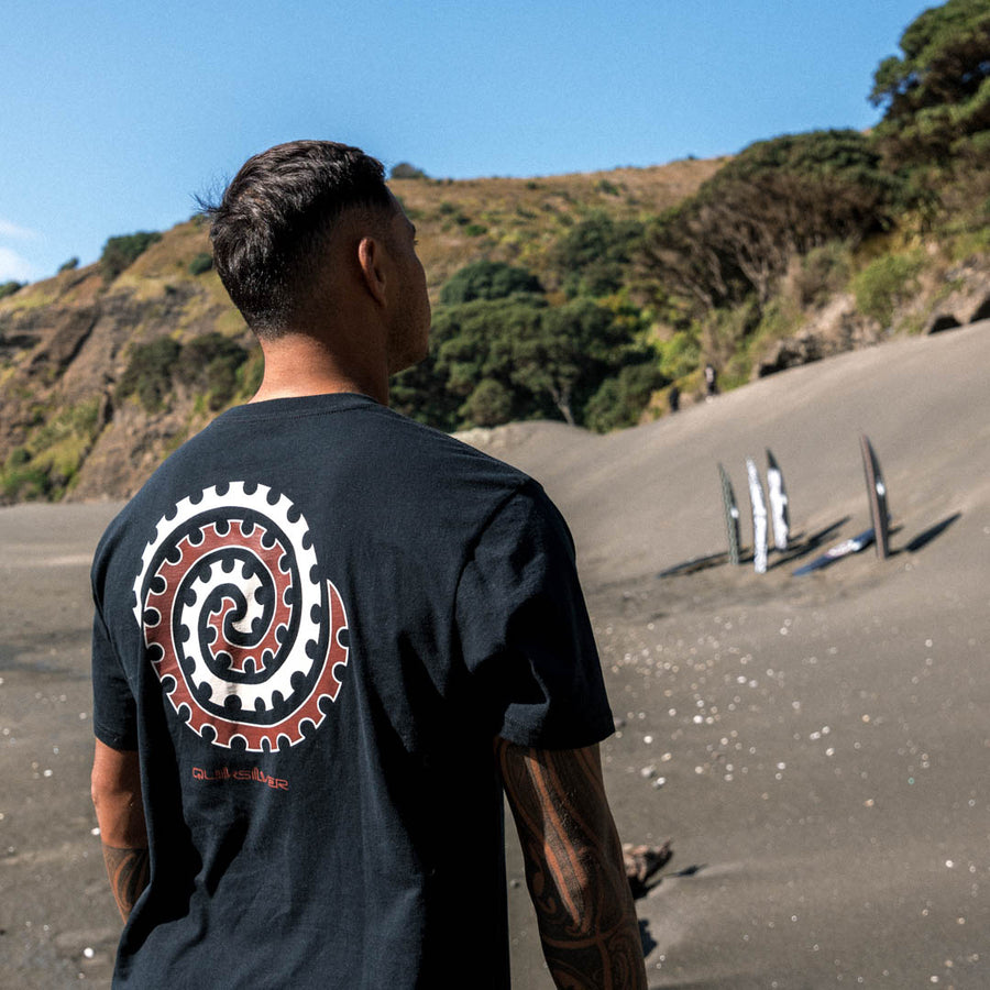 Quiksilver  Tai - Uru  SS Tee - Black