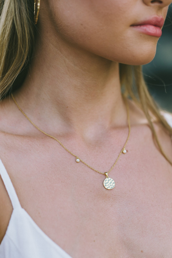 Love Lunamei Ayla Necklace - Gold