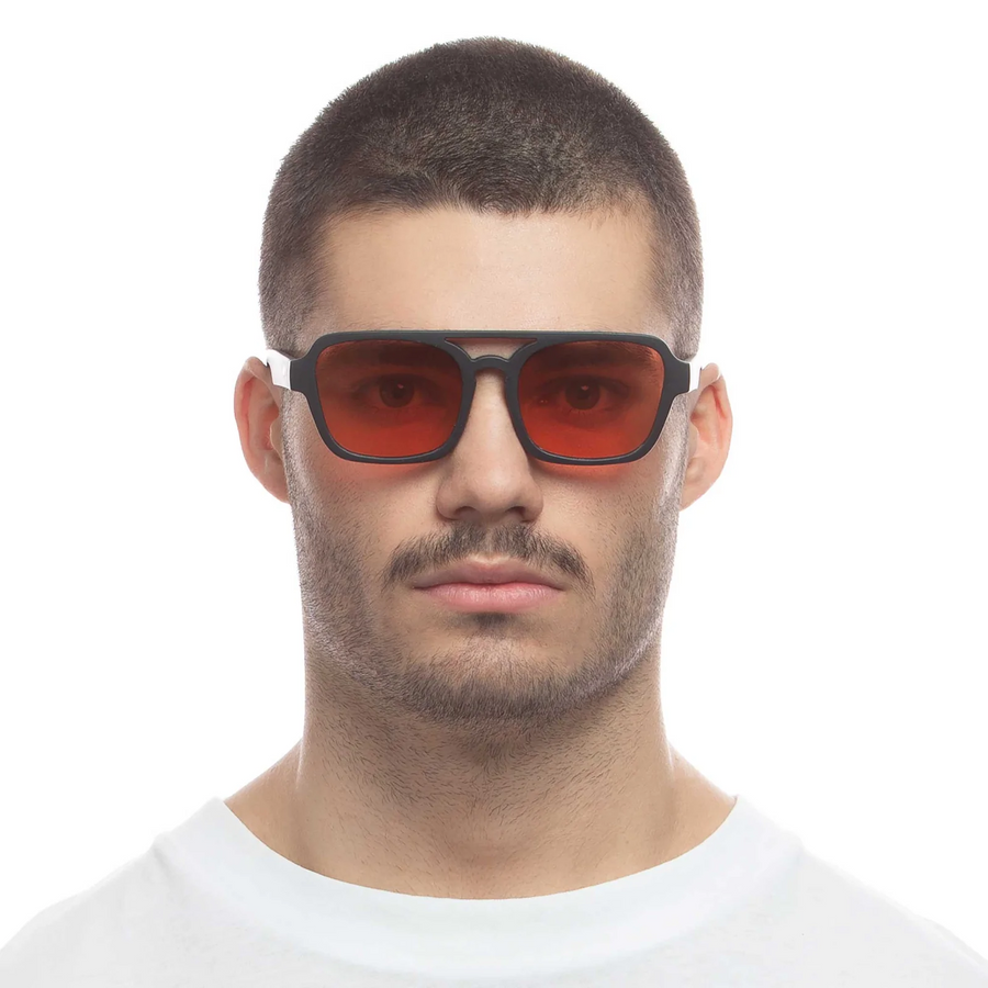 Le Specs Unwritten Straw - Black Straw/Red